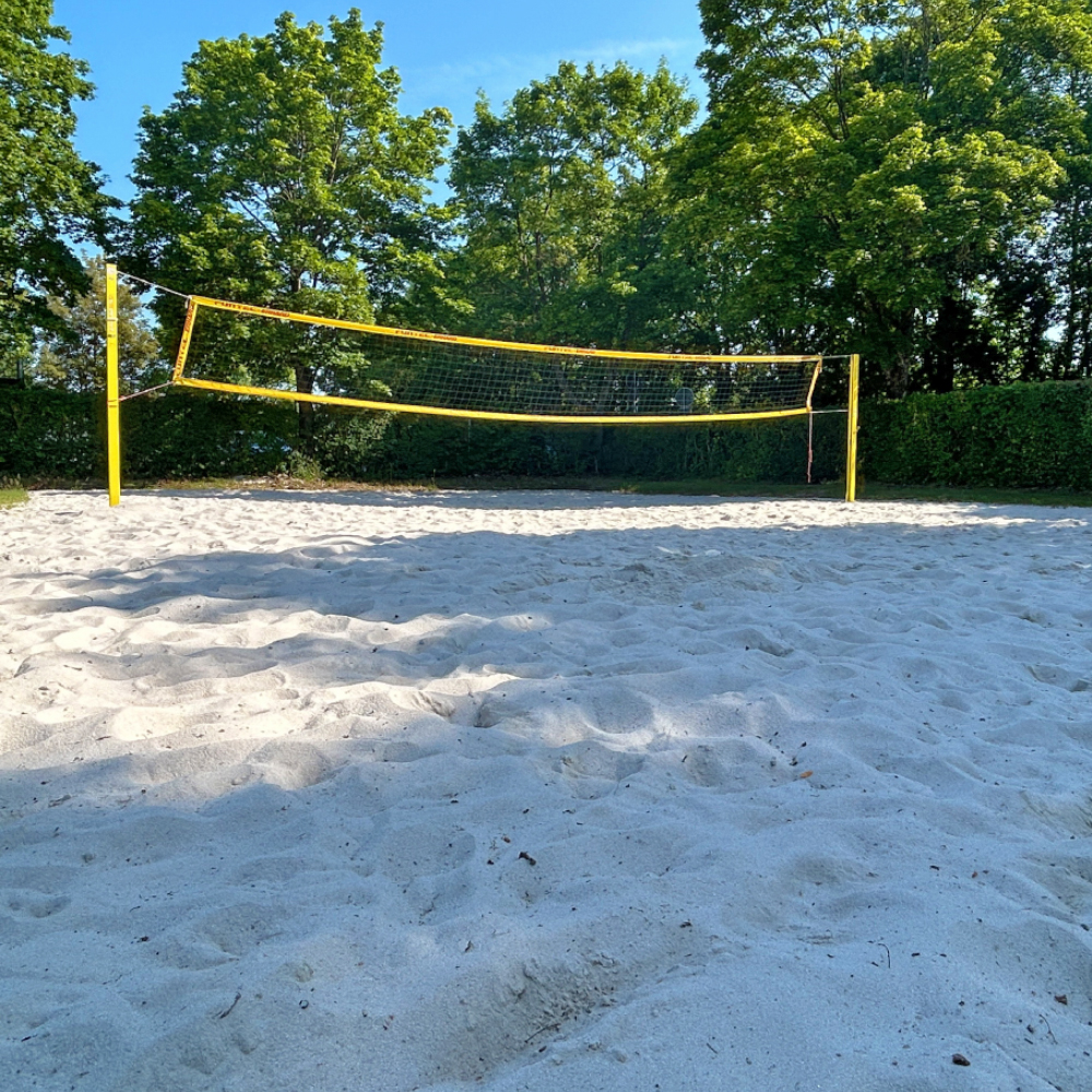 Das Beachvolleyballfeld im Freibad in Feuchtwangen