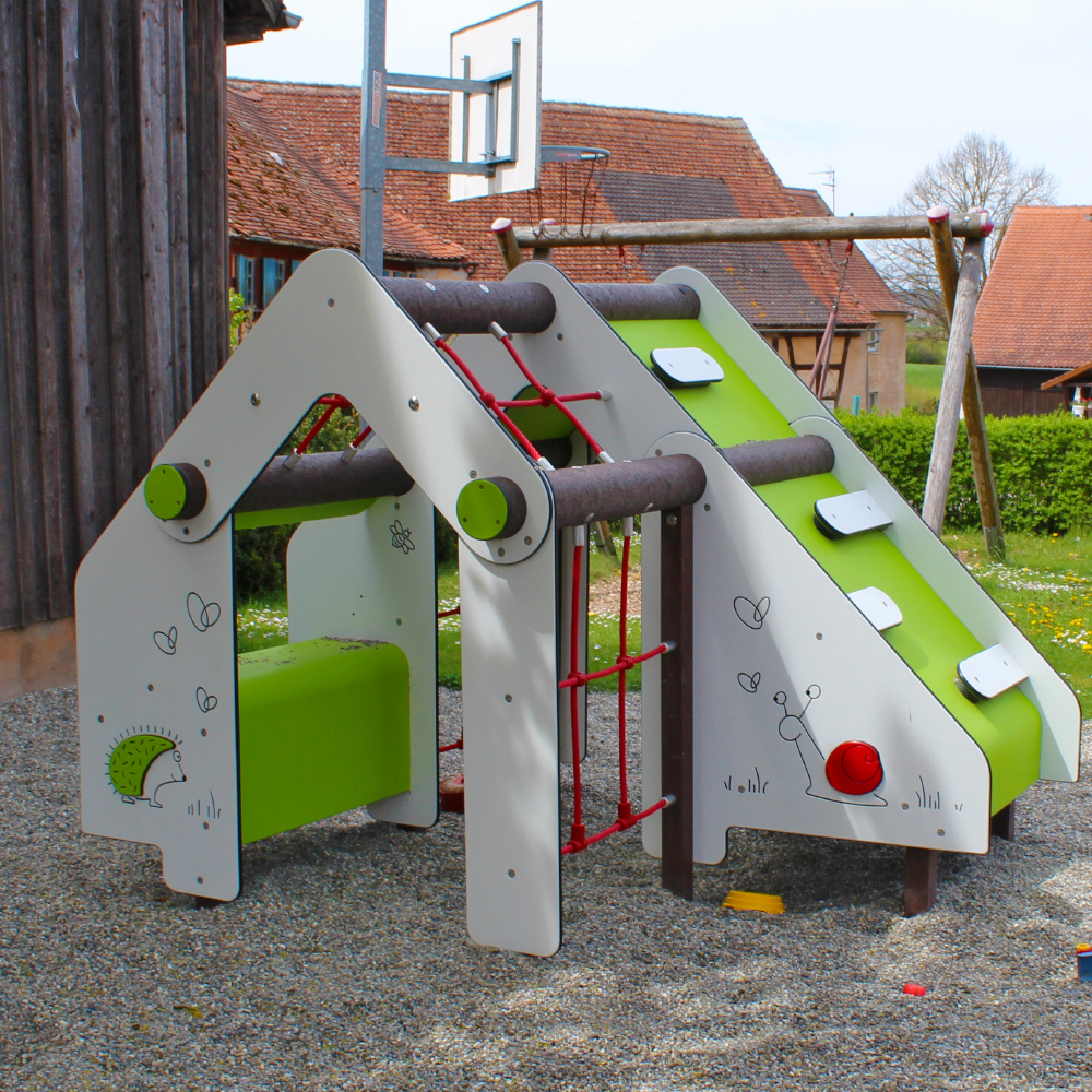 Spielhaus am Spielplatz in Hürbel bei Geslau