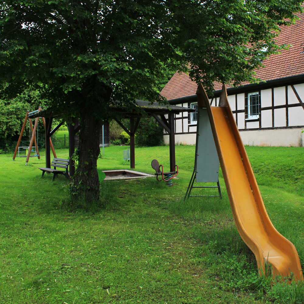Spielplatz in Larrieden bei Feuchtwangen