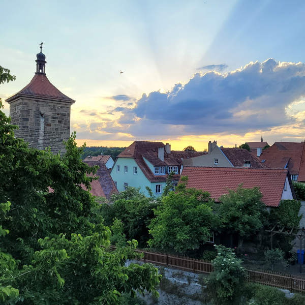Laue Nächte über den Dächern der Stadt Rothenburg ob der Tauber