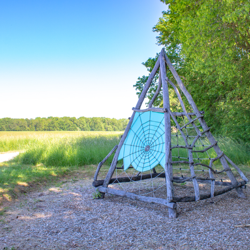 Kletterpyramide Naturlehrpfad Reichardsroth