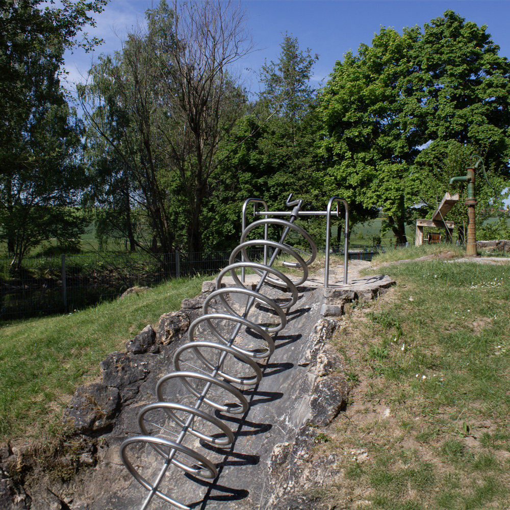 Wasserschraube auf dem Spielplatz am Waldschwimmbad Nepermuk bei Windelsbach