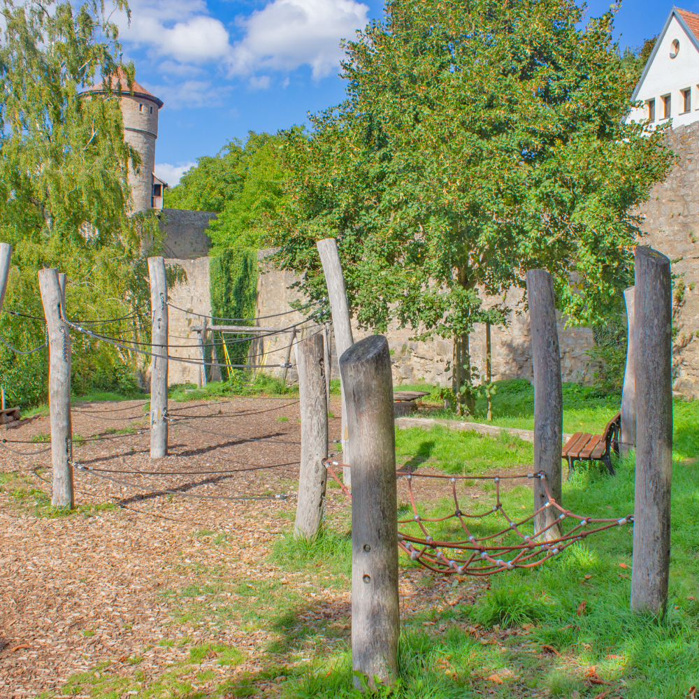 Spielplatz Neue Burg, Rothenburg: Klettermöglichkeiten