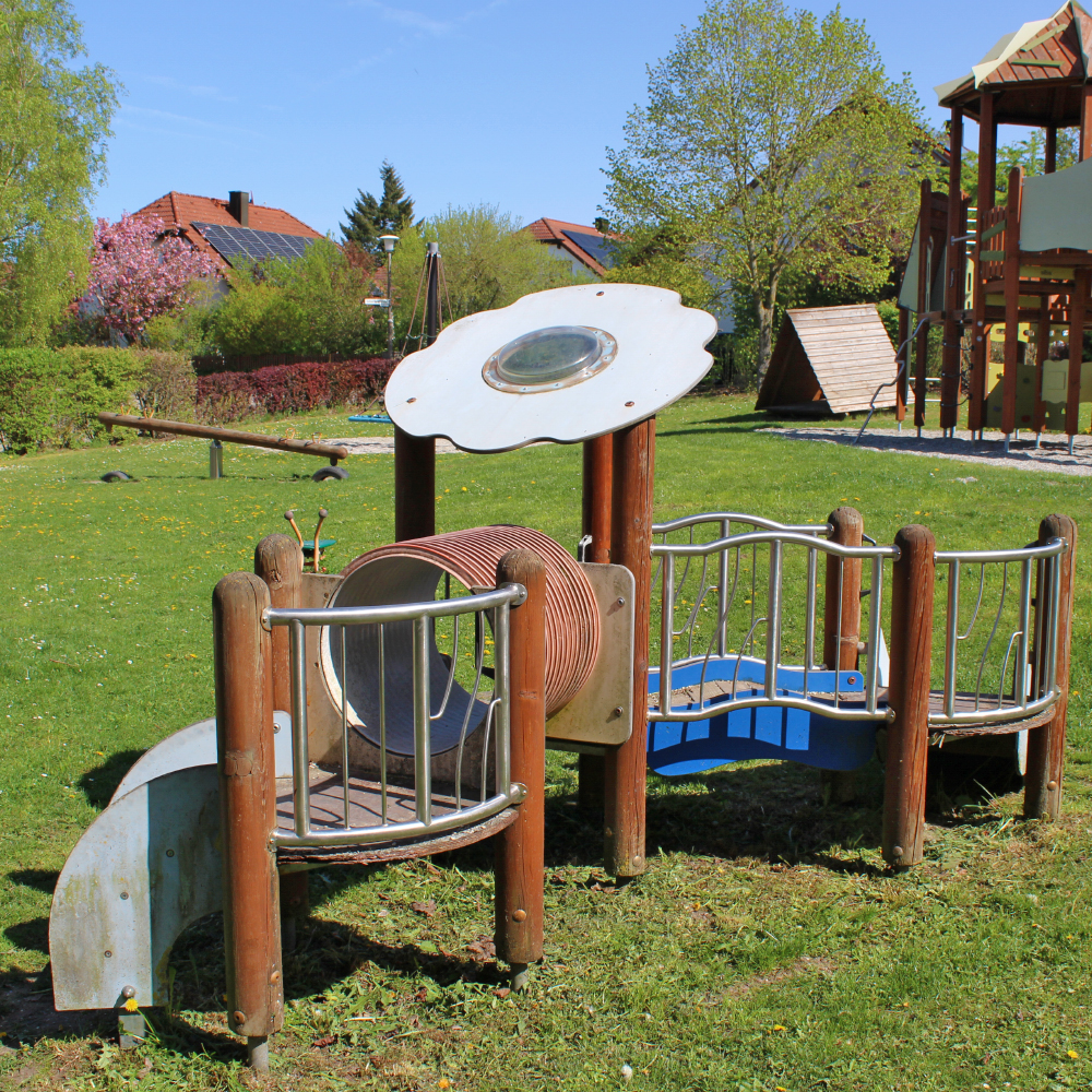 Kletterobjekt am Spielplatz Schlossbergstraße in Neusitz