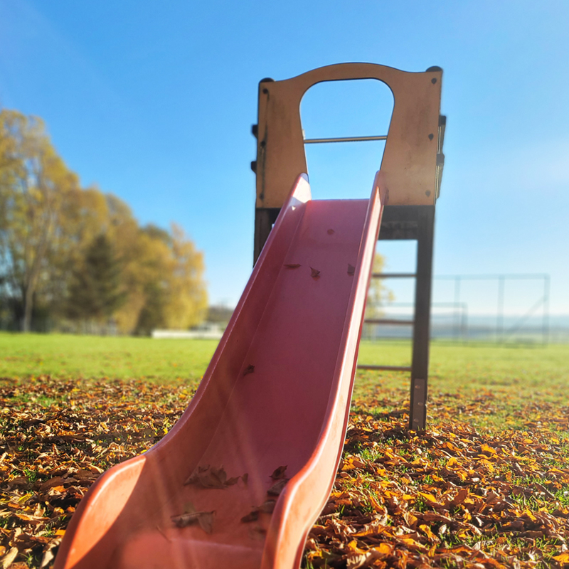 Spielplatz Am Sportplatz, Gebsattel: Die Rutsche